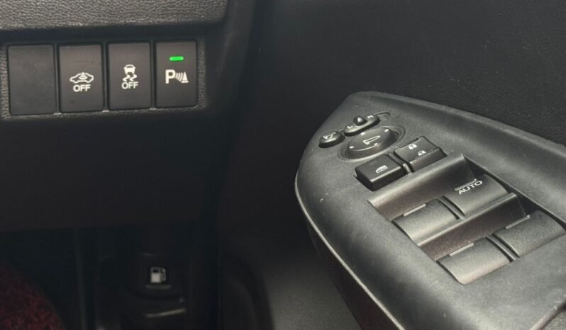 
								HONDA JAZZ 1.5L V I-VTEC (A) full									