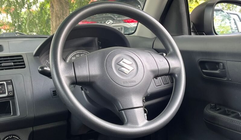 
								SUZUKI SWIFT 1.5L A/T full									