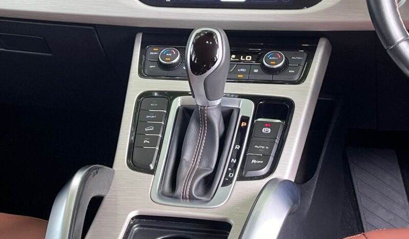 
								PROTON X70 1.8 TGDI PREMIUM 2WD full									