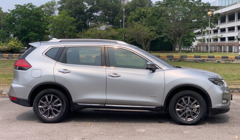 
								NISSAN X-TRAIL HYBRID 2.0L CVT full									