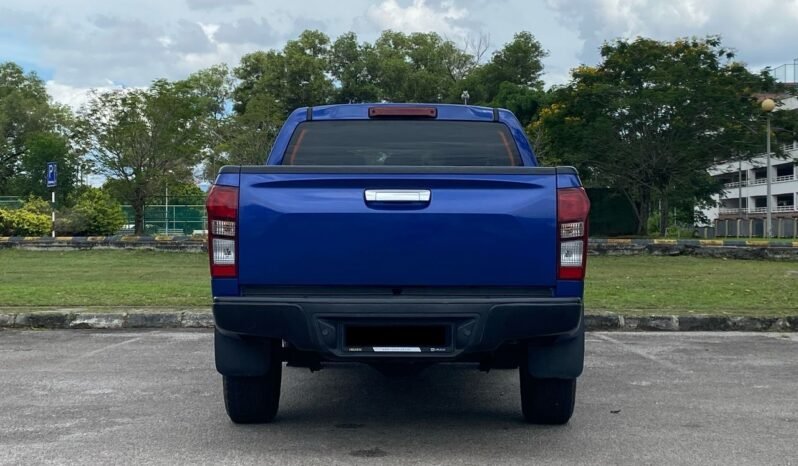 
								ISUZU  D-MAX 2.0 (M) full									