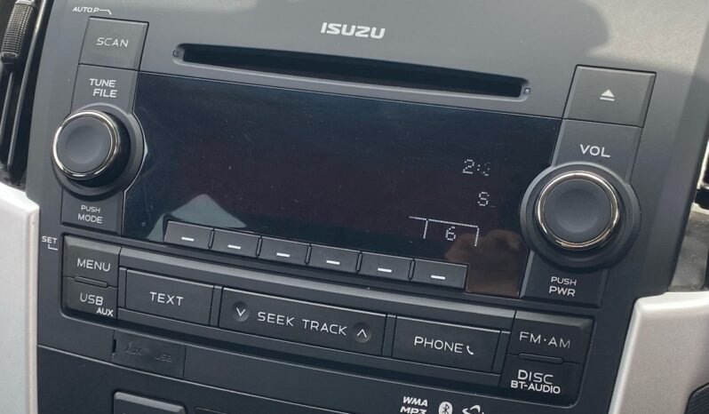
								ISUZU  D-MAX 2.0 (M) full									
