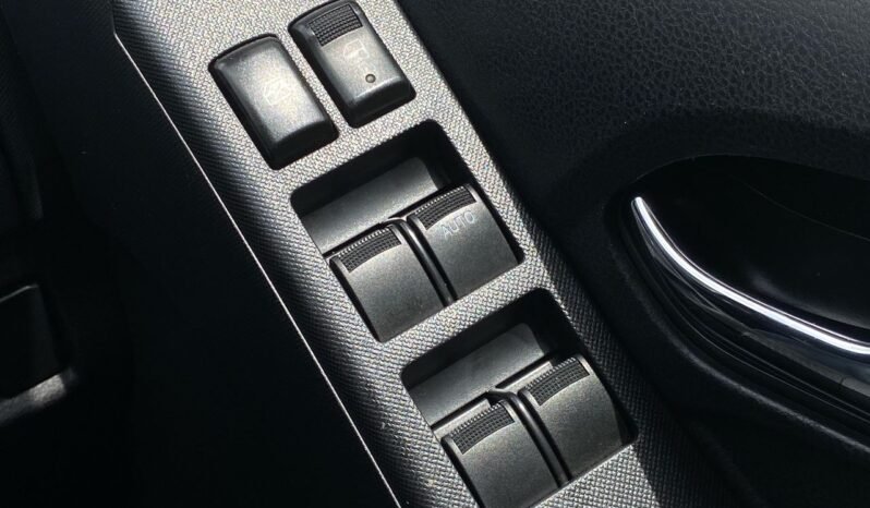 
								ISUZU  D-MAX 2.0 (M) full									
