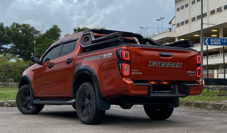 
								ISUZU D-MAX 3.0 (A) full									