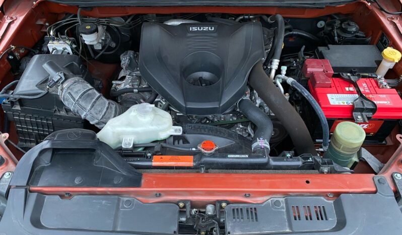 
								ISUZU D-MAX 3.0 (A) full									