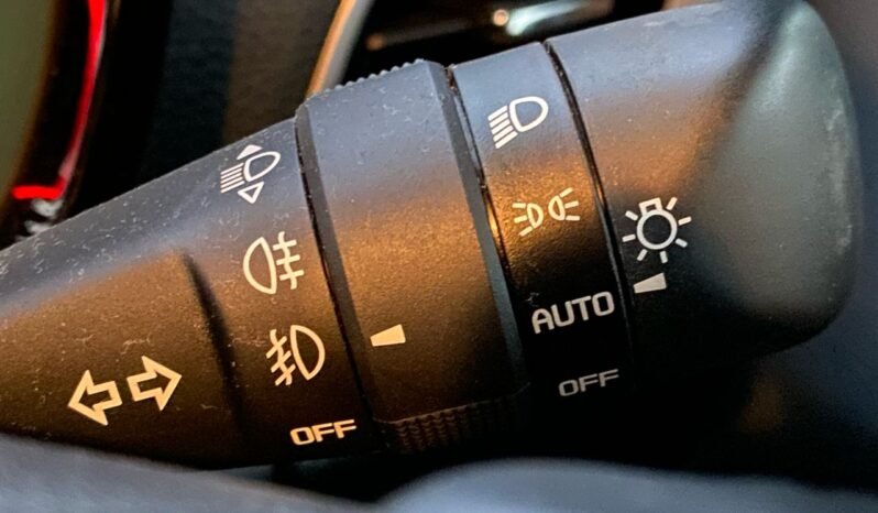
								ISUZU D-MAX 3.0 (A) full									