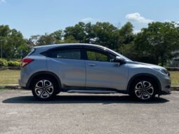 
										HONDA HR-V 1.8L A full									