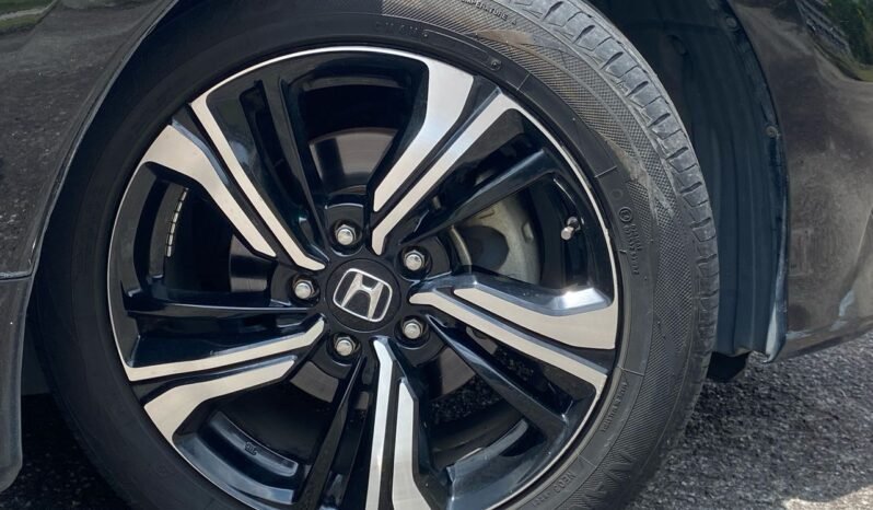 
								HONDA CIVIC 1.5 TC-P full									