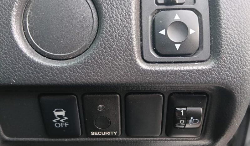
								MITSUBISHI TRITON 2.4 (A) full									