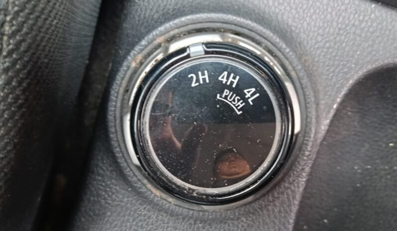 
								MITSUBISHI TRITON 2.4 (A) full									