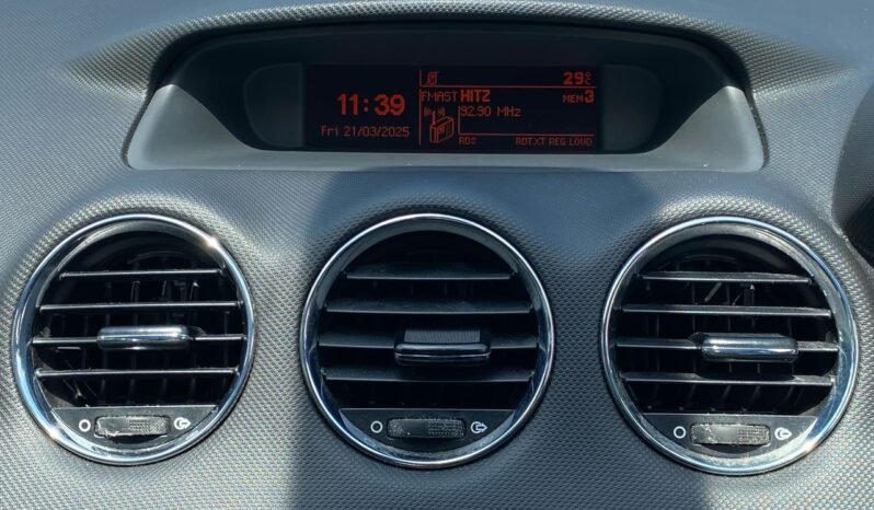 
								PEUGEOT 408 1.6 (A) full									