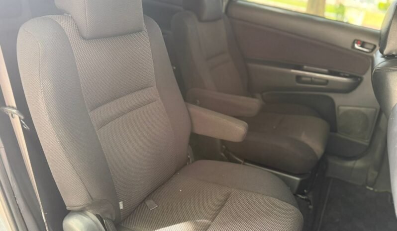 
								TOYOTA WISH 2.0 (A) full									
