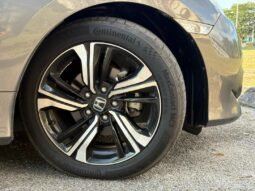 
										HONDA CIVIC 1.5 TC full									