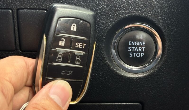 
								TOYOTA VELLFIRE 2.5 (A) full									