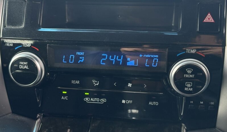 
								TOYOTA VELLFIRE 2.5 (A) full									