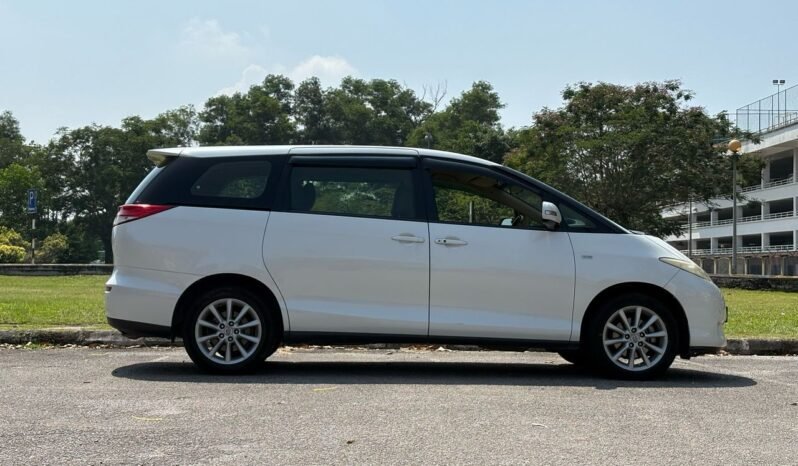 
								TOYOTA PREVIA 2.4GL (AT) full									