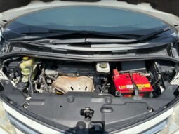 
										TOYOTA PREVIA 2.4GL (AT) full									