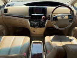 
										TOYOTA PREVIA 2.4GL (AT) full									