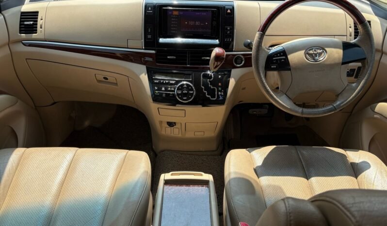 
								TOYOTA PREVIA 2.4GL (AT) full									