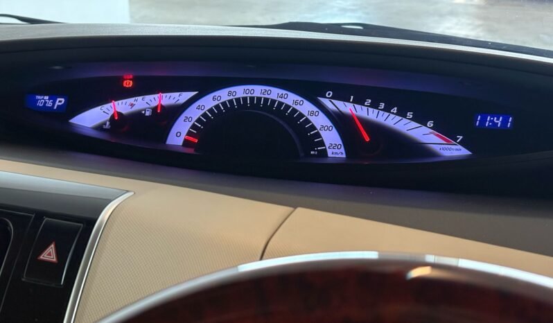
								TOYOTA PREVIA 2.4GL (AT) full									