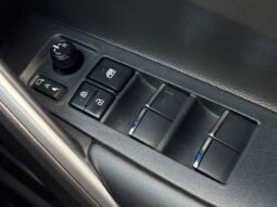 
										TOYOTA COROLLA CROSS V 1.8 AT full									