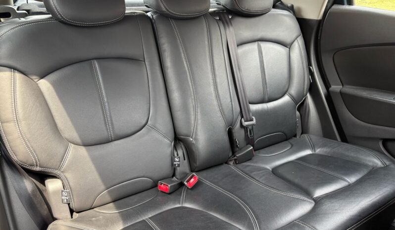 
								RENAULT CAPTUR full									
