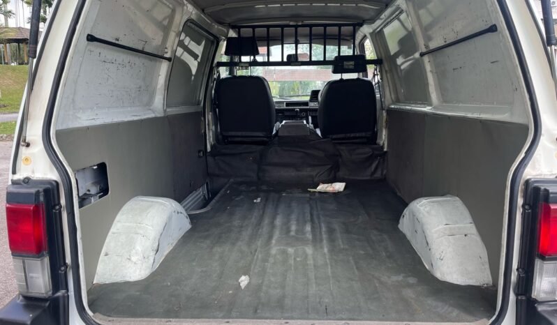 
								NISSAN VAN C22 1.5 (M) full									