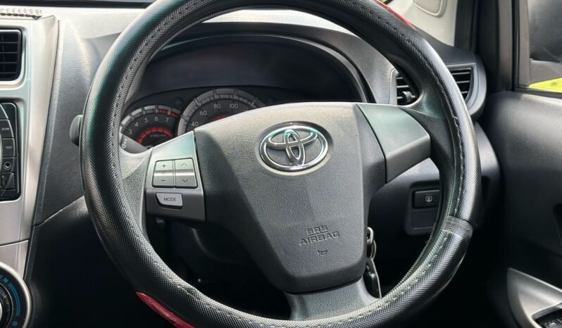 
								TOYOTA AVANZA 1.5G A/T full									