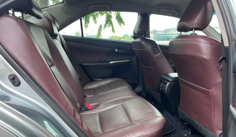 
								TOYOTA CAMRY 2.0G X AT full									