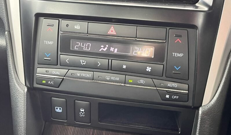
								TOYOTA CAMRY 2.0G X AT full									