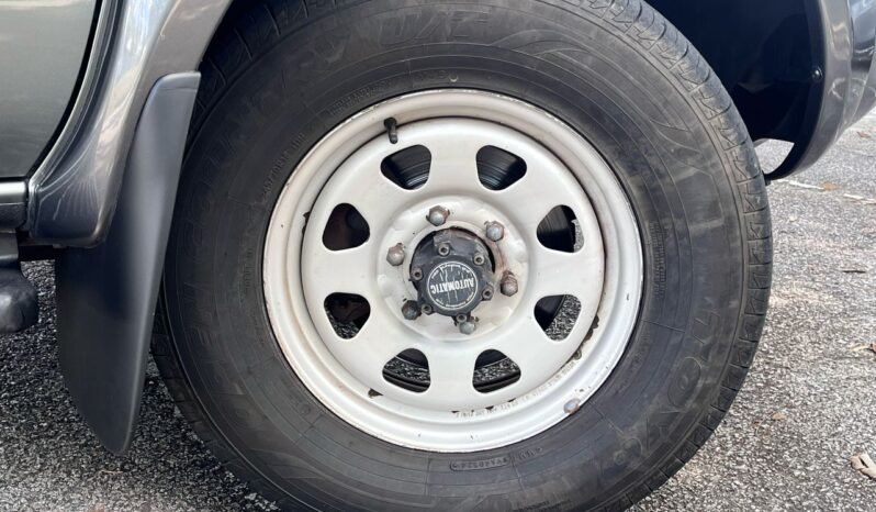 
								NISSAN FRONTIER P/UP 4WD 2.5L full									