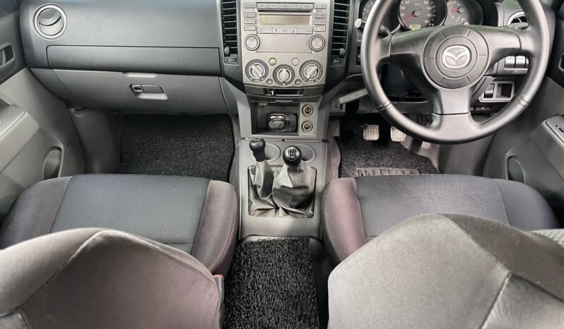 
								MAZDA BT50 2.5 (M) full									