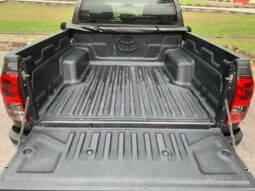 
										TOYOTA HILUX DOUBLE CAB 2.4G 4X4 (A) full									