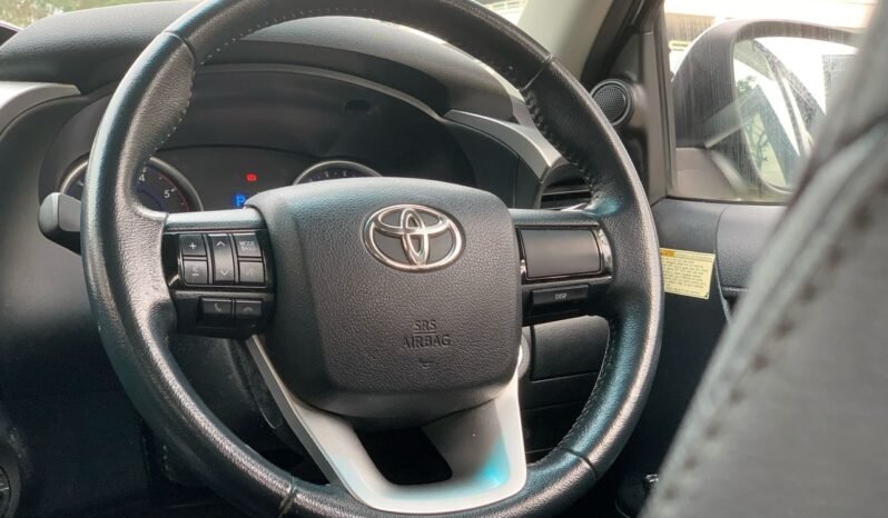 
								TOYOTA HILUX DOUBLE CAB 2.4G 4X4 (A) full									