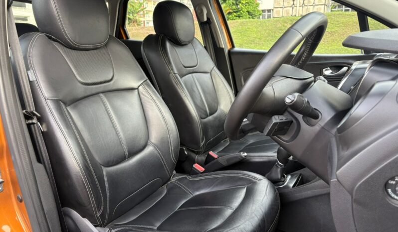 
								RENAULT CAPTUR full									