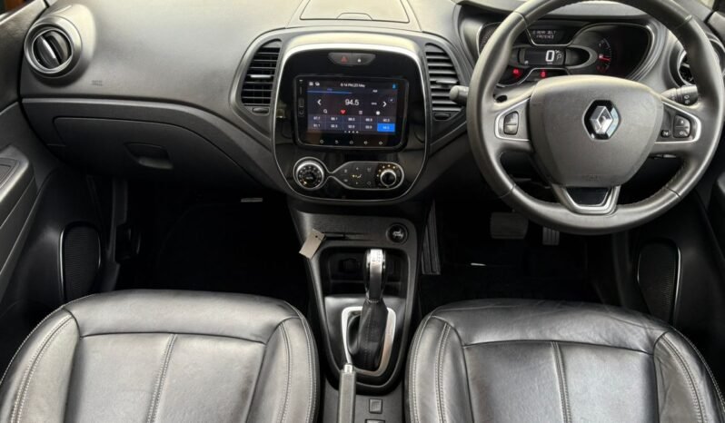 
								RENAULT CAPTUR full									