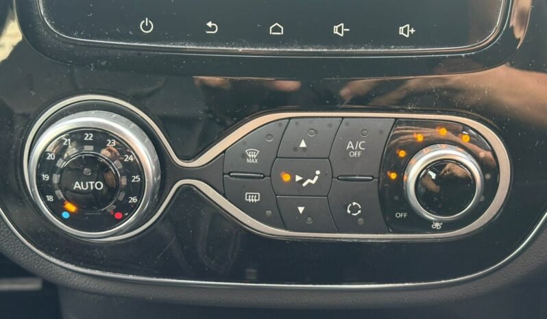 
								RENAULT CAPTUR full									
