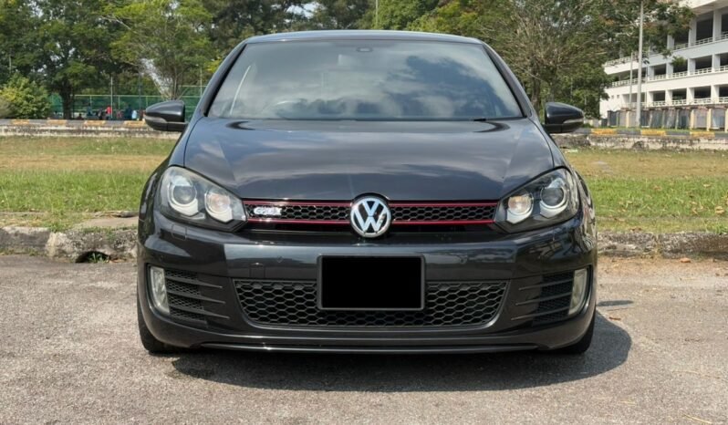 
								VOLKSWAGEN GOLF GTI 2.0 (A) full									