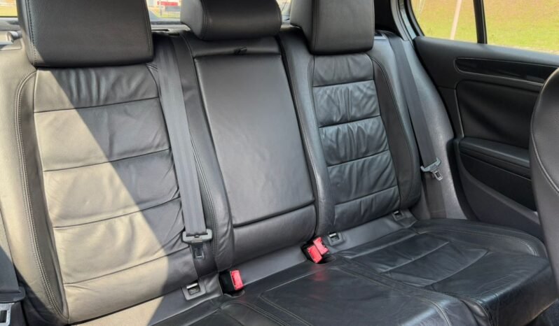 
								VOLKSWAGEN GOLF GTI 2.0 (A) full									