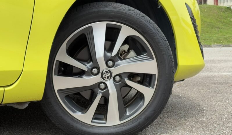
								TOYOTA YARIS 1.5G full									