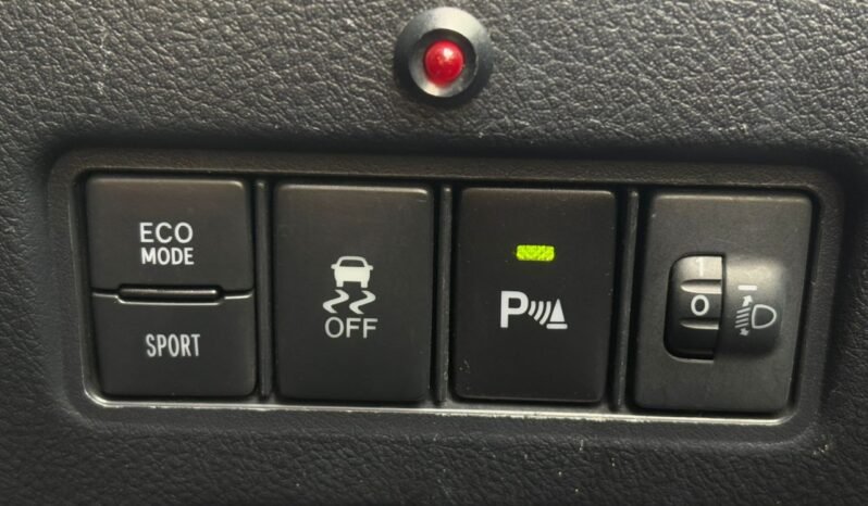 
								TOYOTA YARIS 1.5G full									