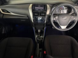 
										TOYOTA YARIS 1.5G full									