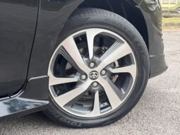 
										TOYOTA YARIS 1.5E  (A) full									