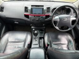 
										TOYOTA HILUX D/CAB 2.5 (A) full									