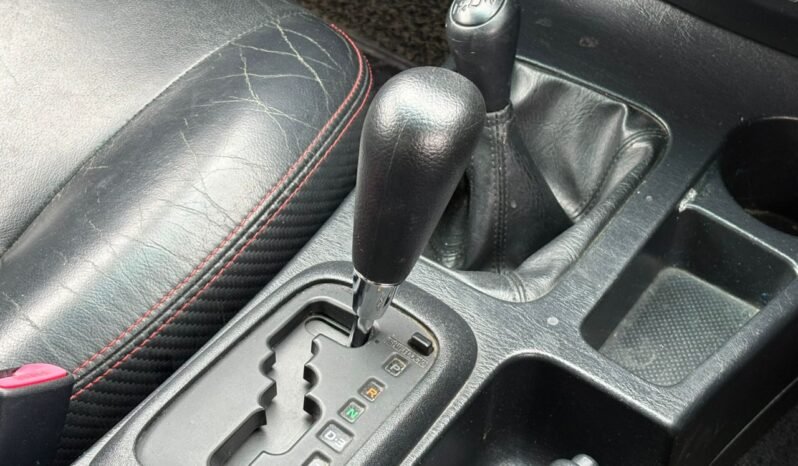 
								TOYOTA HILUX D/CAB 2.5 (A) full									