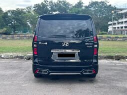 
										HYUNDAI GRAND STAREX 2.5 full									