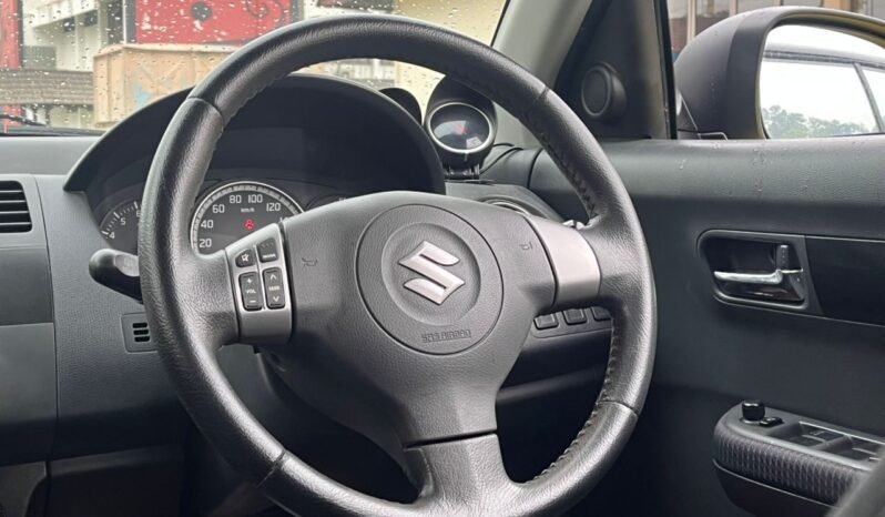 
								SUZUKI SWIFT 1.5L A/T full									