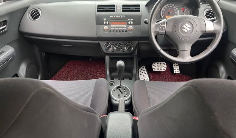 
								SUZUKI SWIFT 1.5L A/T full									