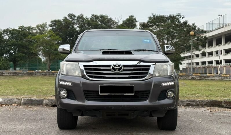 
								TOYOTA HILUX DOUBLE CAB 2.5 AT full									