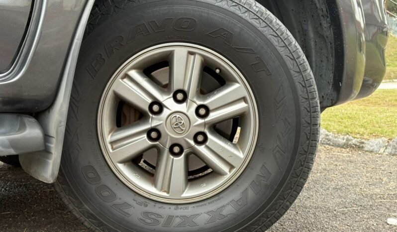 
								TOYOTA HILUX DOUBLE CAB 2.5 AT full									